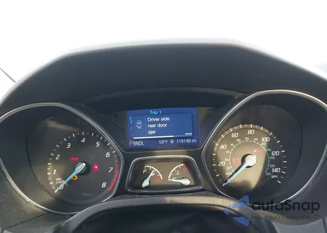 2013 Ford Focus Se z USA, uszkodzony, nr VIN 1FADP3F29DL352382